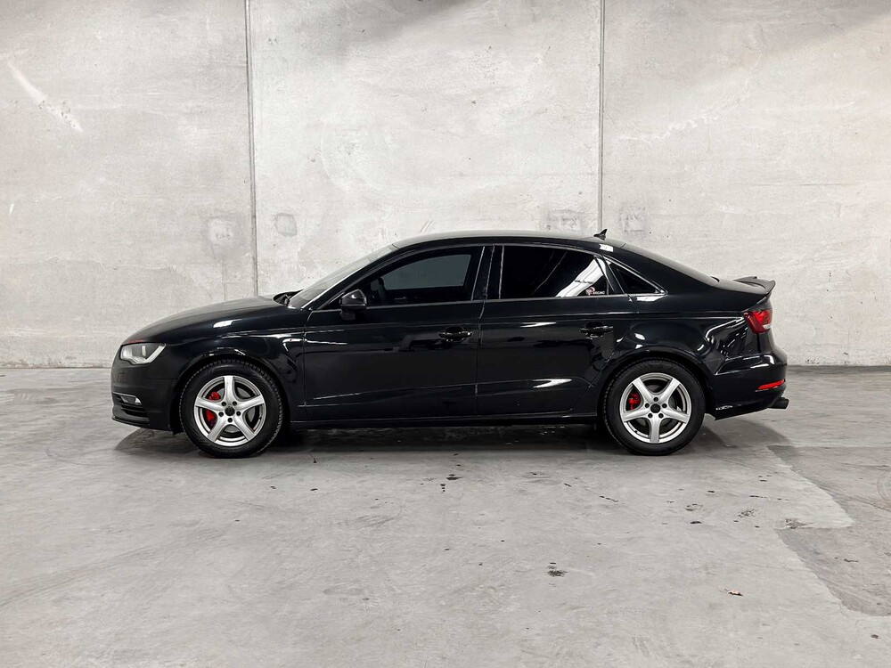 Audi A3 Limousine S-Line 1.4 TFSI CoD Ambition 140PS 2014 (Original-NL), 5-TVP-68