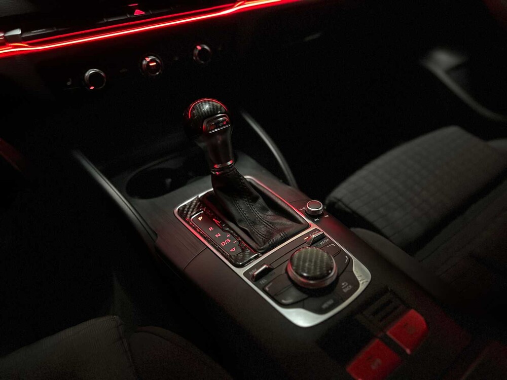 Audi A3 Limousine S-Line 1.4 TFSI CoD Ambition 140PS 2014 (Original-NL), 5-TVP-68