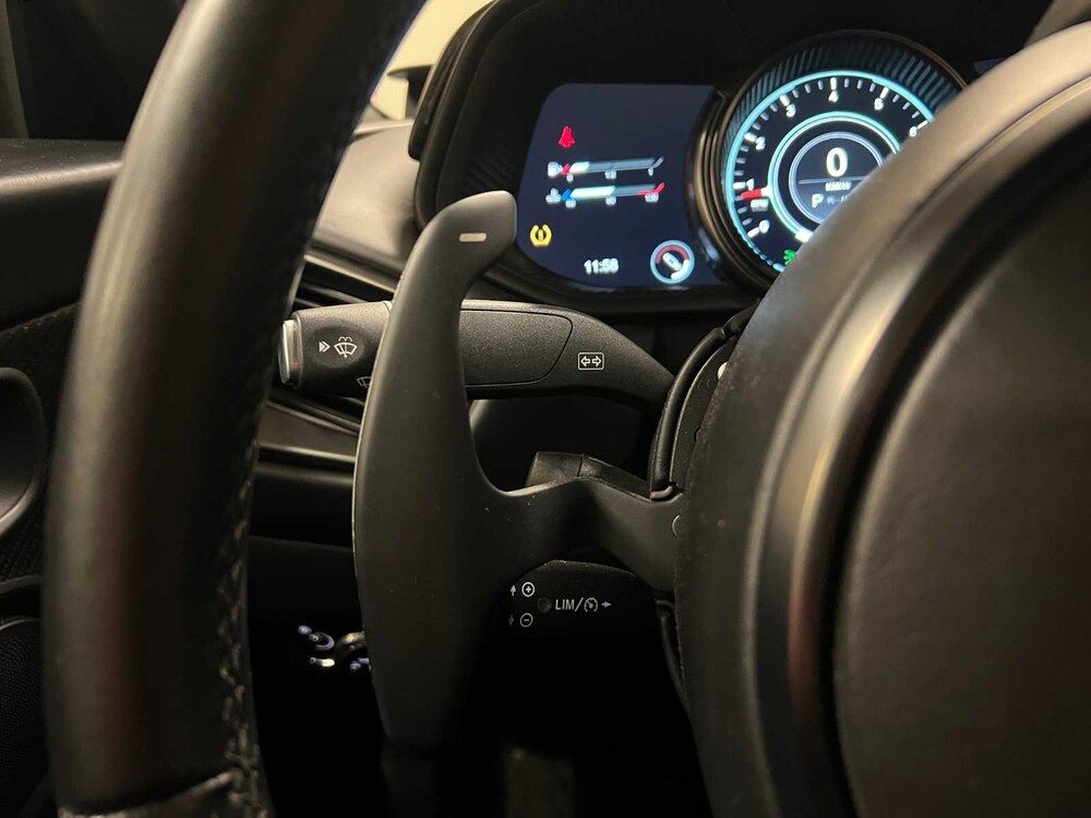 Aston Martin DB11 4.0 V8 510pk 2017, NL-Kenteken