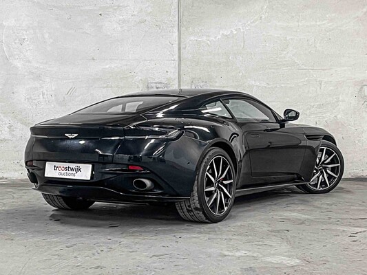 Aston Martin DB11 4.0 V8 510hp 2017, niederländische Zulassung