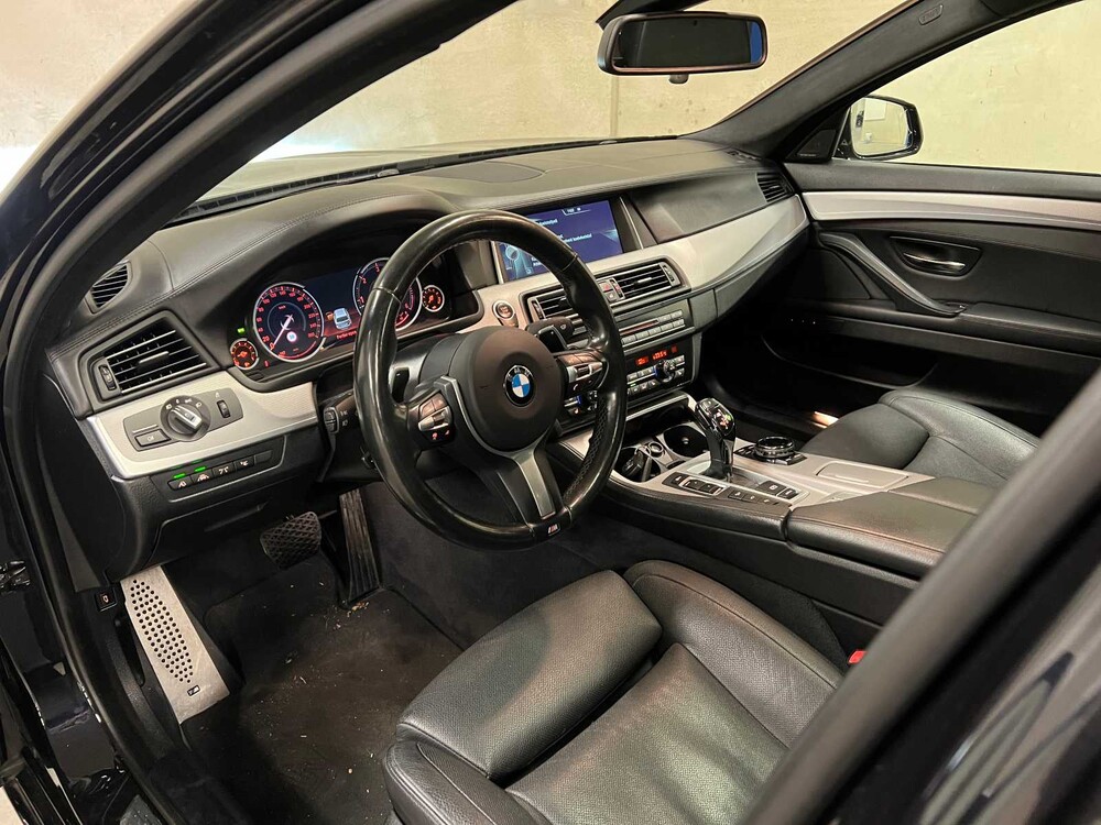 BMW M550 Touring xDrive F11 381pk 2014 5-serie (Origineel-NL), 3-XFP-64