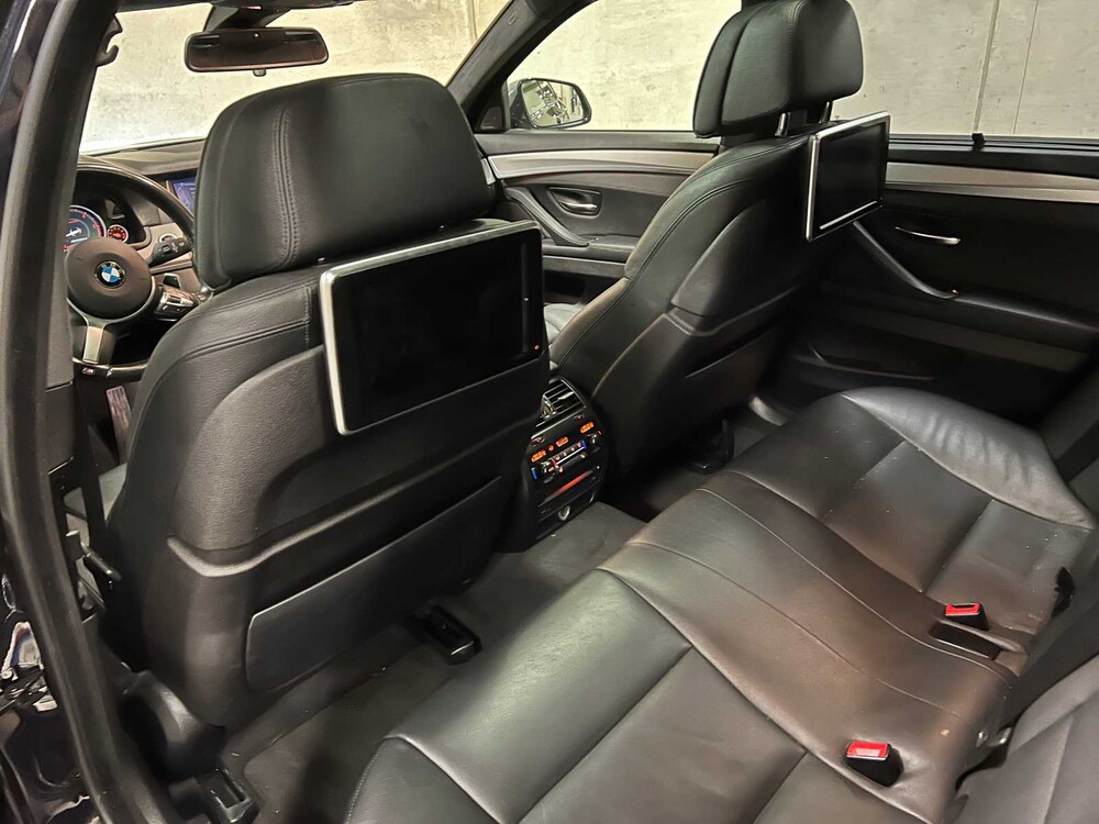 BMW M550 Touring xDrive F11 381pk 2014 5-serie (Origineel-NL), 3-XFP-64