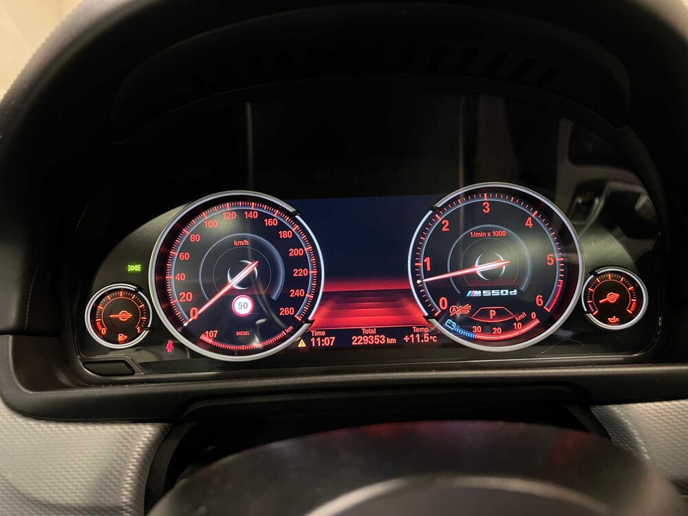 BMW M550 Touring xDrive F11 381pk 2014 5-serie (Origineel-NL), 3-XFP-64