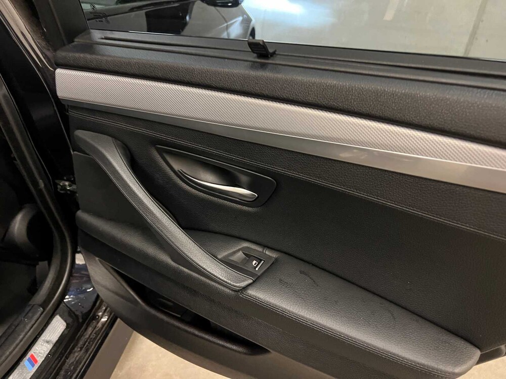 BMW M550 Touring xDrive F11 381pk 2014 5-serie (Origineel-NL), 3-XFP-64