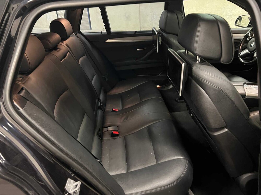 BMW M550 Touring xDrive F11 381pk 2014 5-serie (Origineel-NL), 3-XFP-64