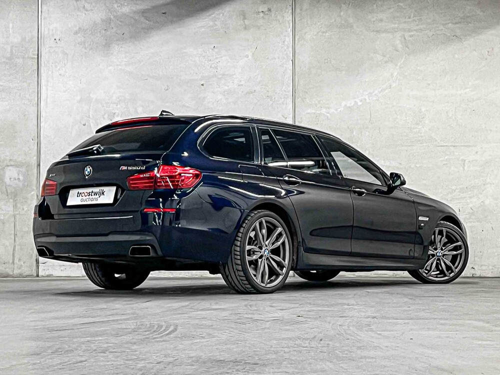 BMW M550 Touring xDrive F11 381pk 2014 5-serie (Origineel-NL), 3-XFP-64