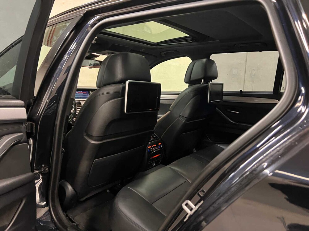 BMW M550 Touring xDrive F11 381pk 2014 5-serie (Origineel-NL), 3-XFP-64