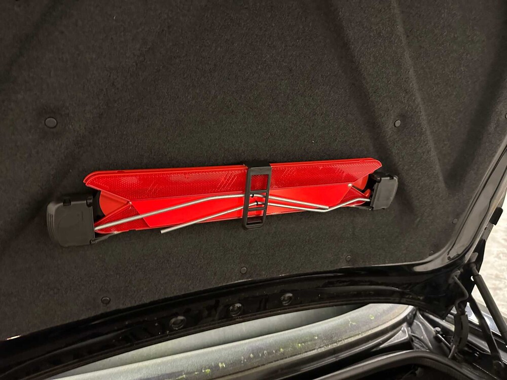 Jaguar XKR 4.0 V8 Convertible 363pk 2000, 93-KDG-2