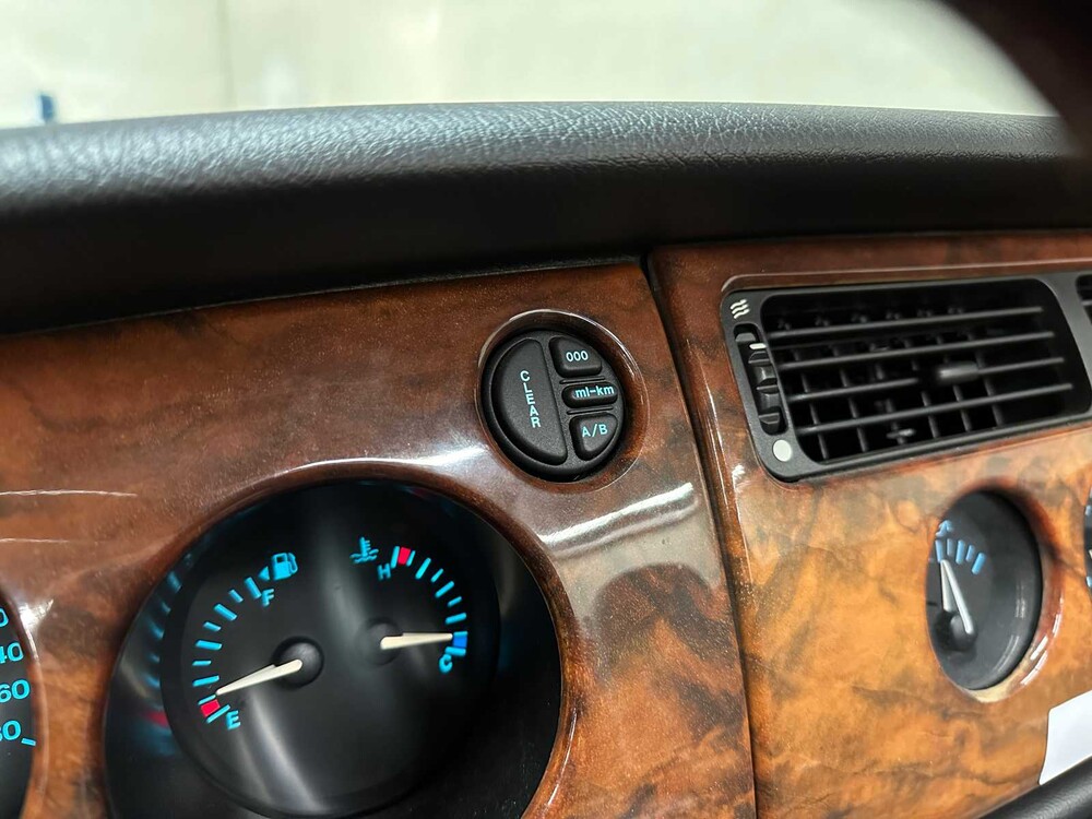 Jaguar XKR 4.0 V8 Convertible 363pk 2000, 93-KDG-2