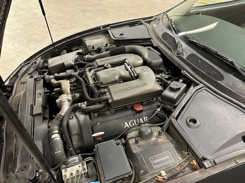 Jaguar XKR 4.0 V8 Convertible 363pk 2000, 93-KDG-2