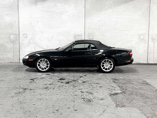 Jaguar XKR 4.0 V8 Cabrio 363PS 2000, 93-KDG-2