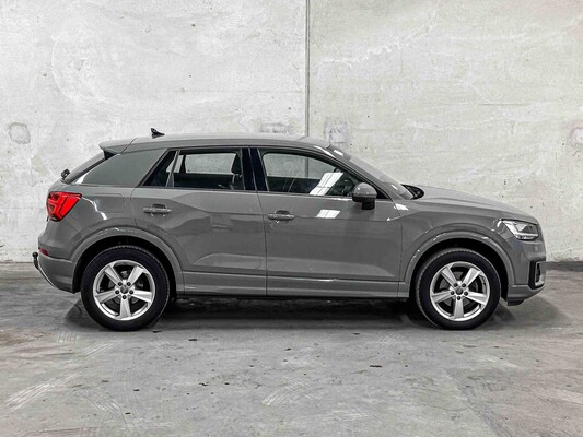 Audi Q2 30 TDI Epic 116PS 2020, J-851-HV