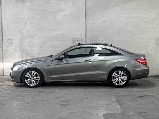 Mercedes-Benz E350 Coupe CDI 3.0 V6 Elegance 231PS 2009 E-Klasse (Original-NL), 86-JPT-5