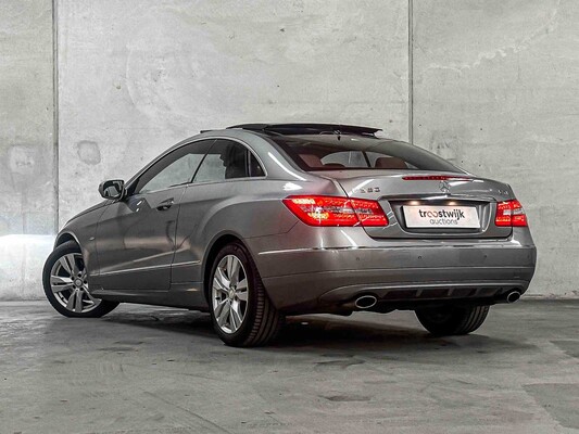 Mercedes-Benz E350 Coupe CDI 3.0 V6 Elegance 231PS 2009 E-Klasse (Original-NL), 86-JPT-5