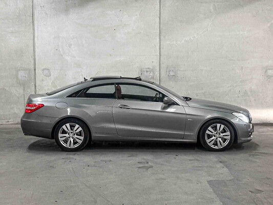 Mercedes-Benz E350 Coupe CDI 3.0 V6 Elegance 231PS 2009 E-Klasse (Original-NL), 86-JPT-5