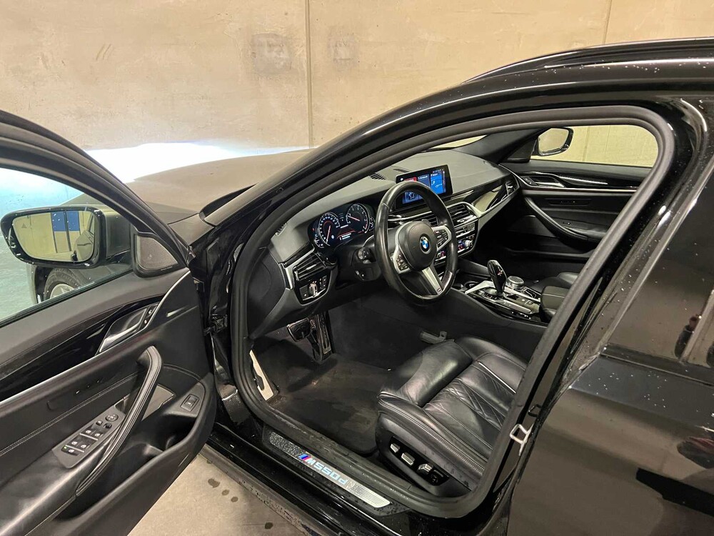 BMW M550d Touring xDrive High Executive 400pk 2018 (Origineel-NL) G31 5-serie, RL-036-D