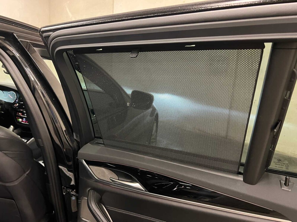 BMW M550d Touring xDrive High Executive 400pk 2018 (Origineel-NL) G31 5-serie, RL-036-D