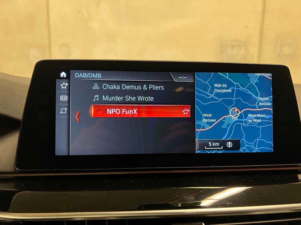 BMW M550d Touring xDrive High Executive 400pk 2018 (Origineel-NL) G31 5-serie, RL-036-D