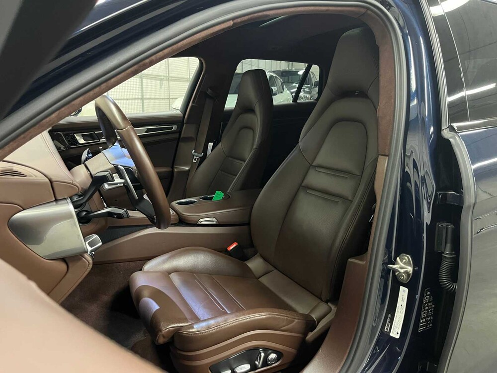 Porsche Panamera Sport Turismo Turbo S E-Hybrid 4.0 V8 680PS 2019 (CARBON, Sport Chrono, Sport Design)