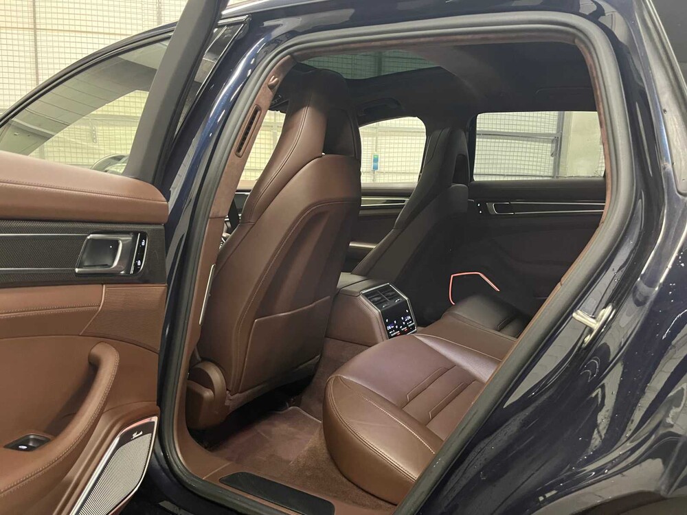 Porsche Panamera Sport Turismo Turbo S E-Hybrid 4.0 V8 680PS 2019 (CARBON, Sport Chrono, Sport Design)