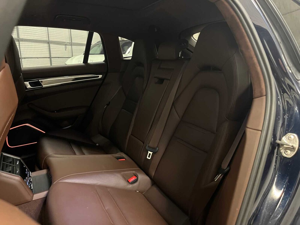 Porsche Panamera Sport Turismo Turbo S E-Hybrid 4.0 V8 680PS 2019 (CARBON, Sport Chrono, Sport Design)