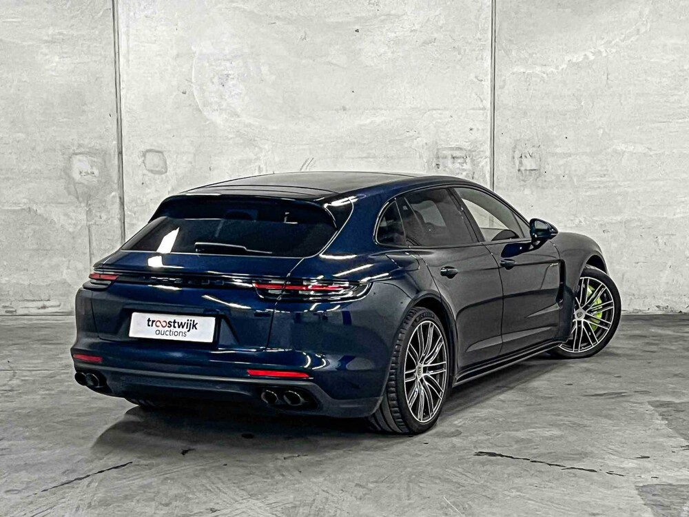 Porsche Panamera Sport Turismo Turbo S E-Hybrid 4.0 V8 680PS 2019 (CARBON, Sport Chrono, Sport Design)