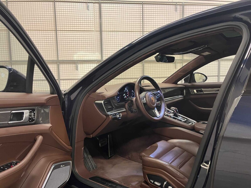 Porsche Panamera Sport Turismo Turbo S E-Hybrid 4.0 V8 680PS 2019 (CARBON, Sport Chrono, Sport Design)