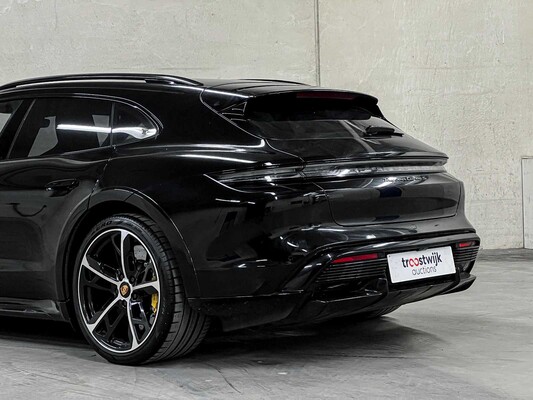 Porsche Taycan Cross Turismo Turbo S 93 kWh 761pk 2022 (Origineel-NL) Sport-Chrono & Sport-Design, P-014-BL