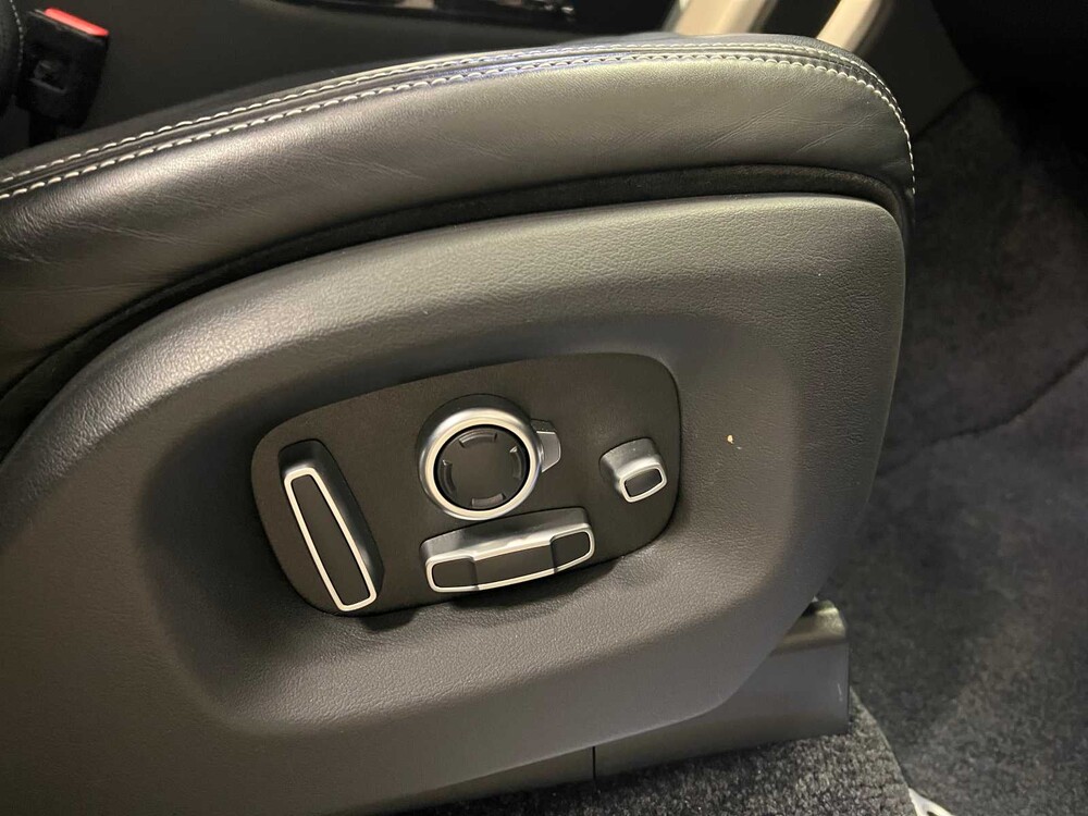 Land Rover Range Rover 4.4 SDV8 Autobiografie 340PS 2017, NJ-099-N