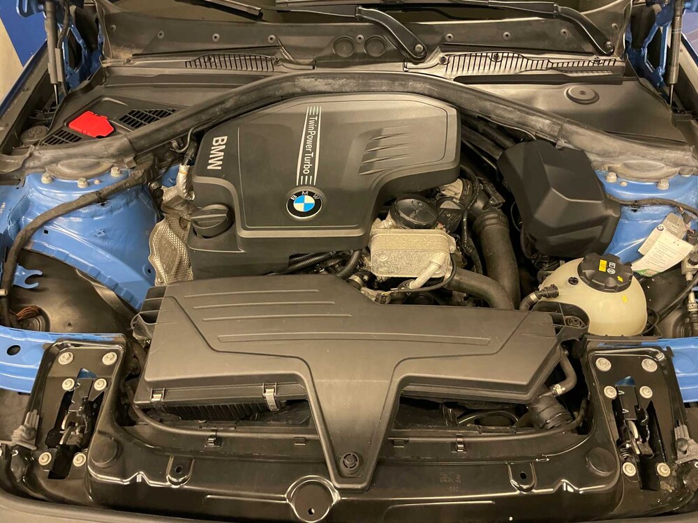 BMW 125i M Sport 218hp 2015 1-Series, R-398-XG