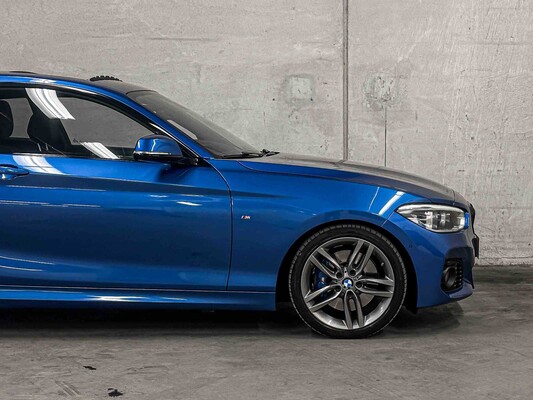 BMW 125i M Sport 218pk 2015 1-serie, R-398-XG