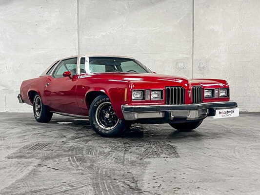 Pontiac Grand Prix 4.9 V8 Coupe 136pk 1977, 10-YE-74