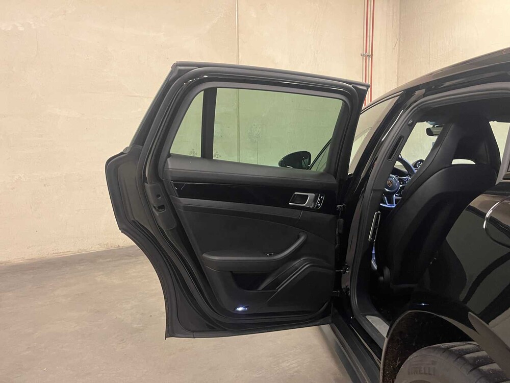 Porsche Panamera Sport Turismo 4 E-Hybrid 2.9 V6 Sport-Chrono 462PS 2019 FACELIFT, N-749-HR