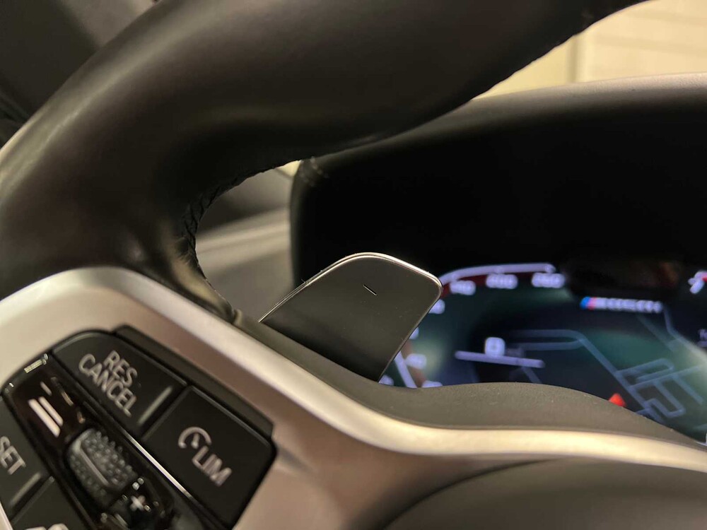 BMW M850i Cabriolet xDrive High Executive 530PS 2019 (Original-NL) 8er G14, ZR-649-D