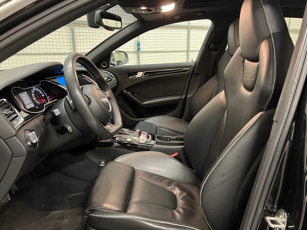 Audi RS4 Avant 4.2 FSI V8 Quattro 450PS 2013, 1-KZB-25