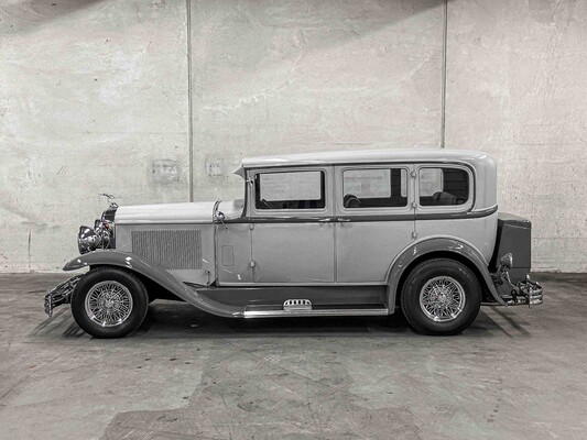 Buick 4-Door Sedan V8 (Resto-Mod) 200pk 1929 -Chevrolet 350 V8 Engine-, AR-08-27