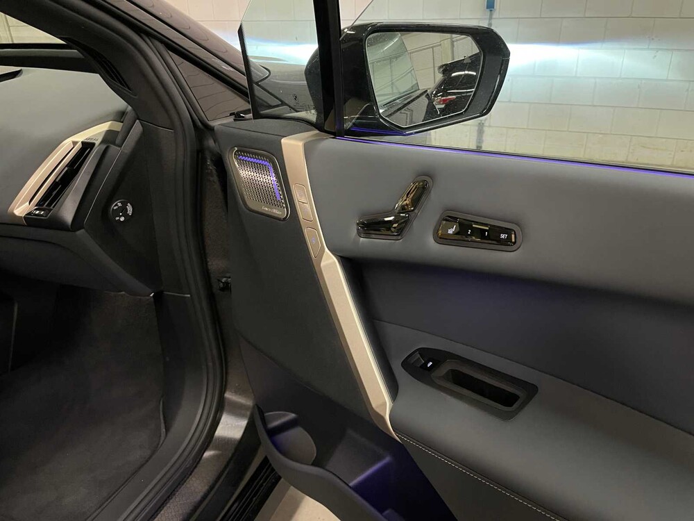 BMW IX M60 610hp 2023 (FACTORY WARRANTY)