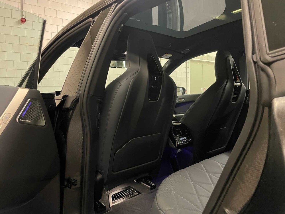 BMW IX M60 610hp 2023 (FACTORY WARRANTY)