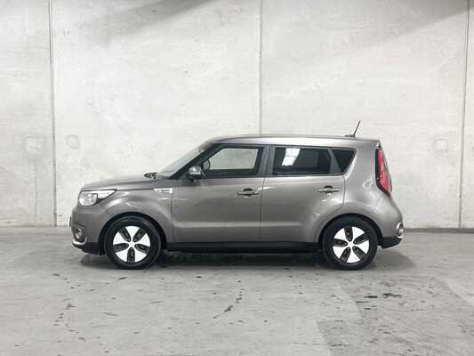 Kia Soul EV ExecutiveLine 27 kWh 110pk 2015, 8-ZSK-34