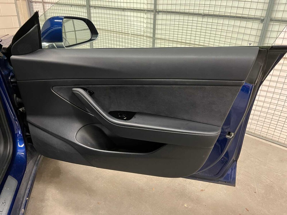 Tesla Model 3 Standard RWD Plus 60 kWh 2019 (Original-NL+1. Besitzer), G-607-VD