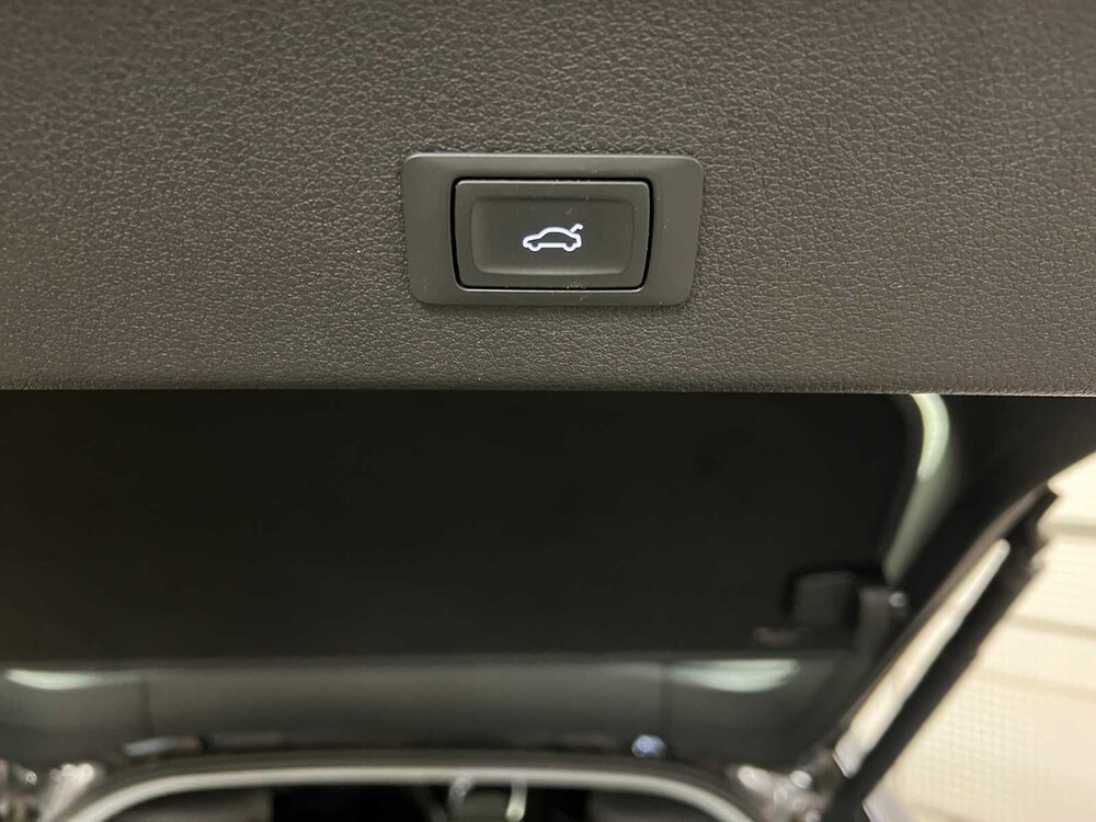 Audi e-tron Sportback 55 quattro Business edition 95 kWh 408hp 2020 (Original-NL+1st owner), J-468-ZG