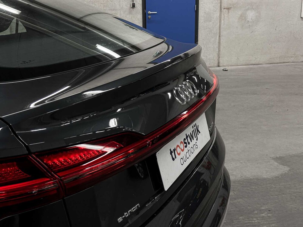 Audi e-tron Sportback 55 quattro Business edition 95 kWh 408hp 2020 (Original-NL+1st owner), J-468-ZG