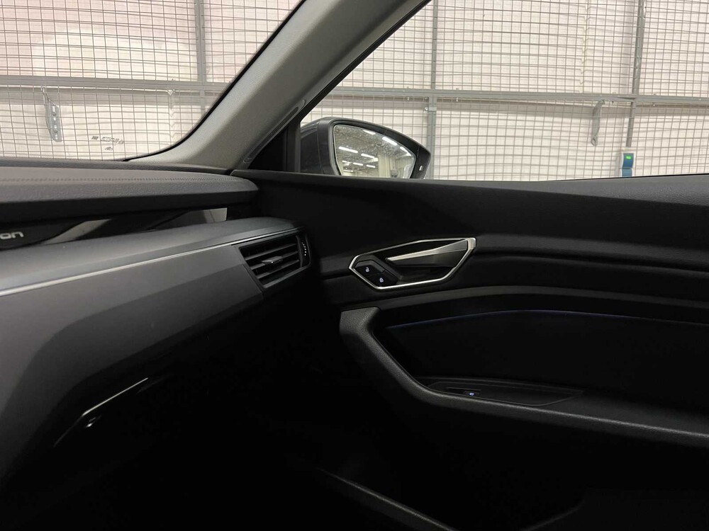 Audi e-tron Sportback 55 quattro Business edition 95 kWh 408hp 2020 (Original-NL+1st owner), J-468-ZG