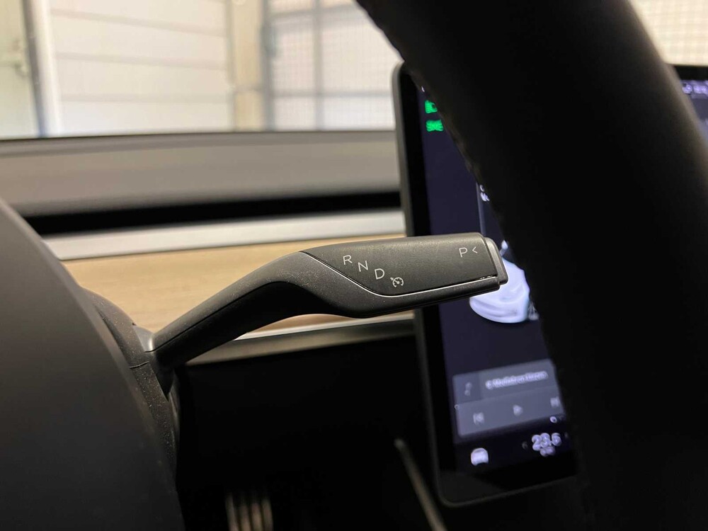 Tesla Model 3 Standard RWD Plus 60 kWh 2019 (Original-NL+1st owner), G-114-FG