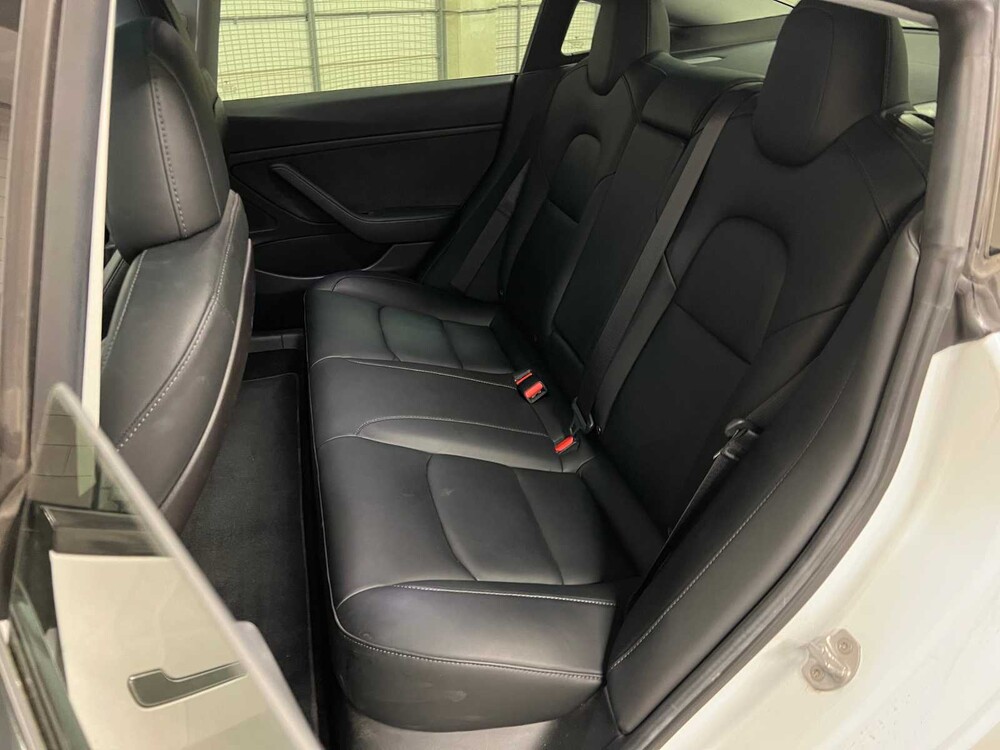 Tesla Model 3 Standard RWD Plus 60 kWh 2019 (Original-NL+1st owner), G-114-FG