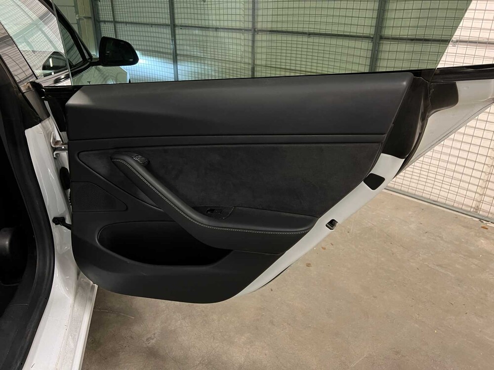 Tesla Model 3 Standard RWD Plus 60 kWh 2019 (Original-NL+1st owner), G-114-FG