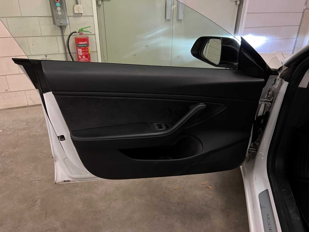 Tesla Model 3 Standard RWD Plus 60 kWh 2019 (Original-NL+1st owner), G-114-FG