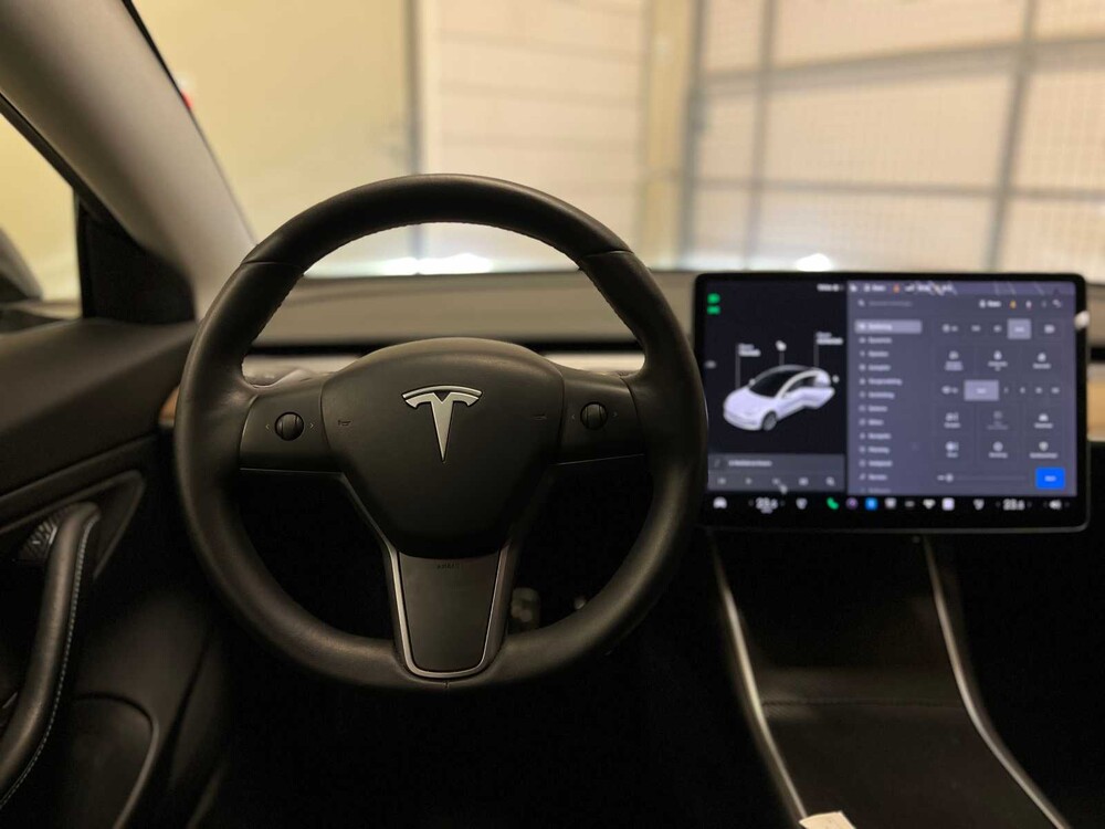 Tesla Model 3 Standard RWD Plus 60 kWh 2019 (Original-NL+1st owner), G-114-FG
