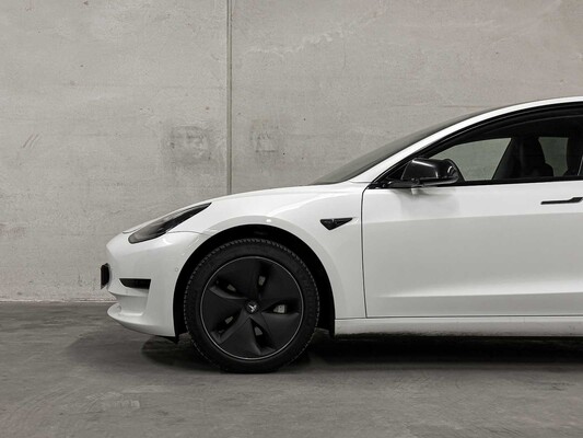 Tesla Model 3 Standard RWD Plus 60 kWh 2019 (Original-NL+1. Besitzer), G-114-FG