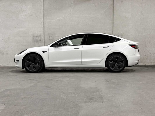 Tesla Model 3 Standard RWD Plus 60 kWh 2019 (Original-NL+1. Besitzer), G-114-FG